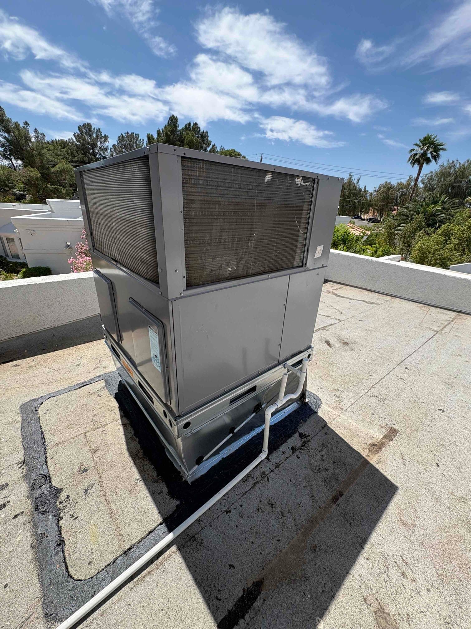 Gallery photos for Rooftop HVAC Package Unit Install Paired With a Smart Ecobee Thermostat: Image #2